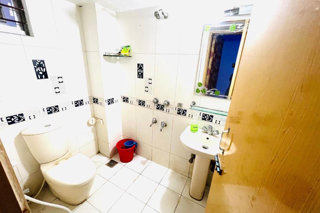 Photo of Bathroom in Basundhara Residential Area