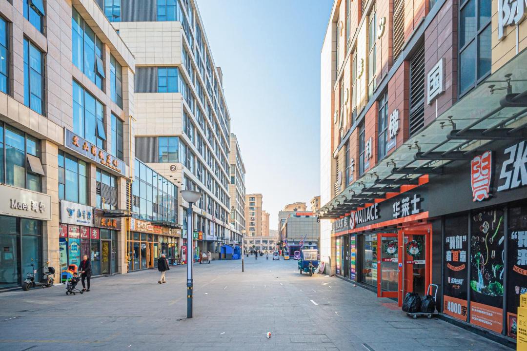 Photo of Buildings in Xihu