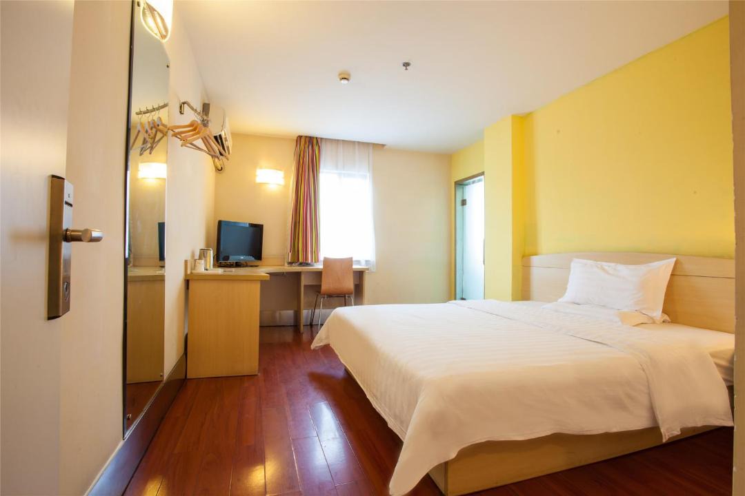 Photo of Bedroom in Hejiang Pavilion