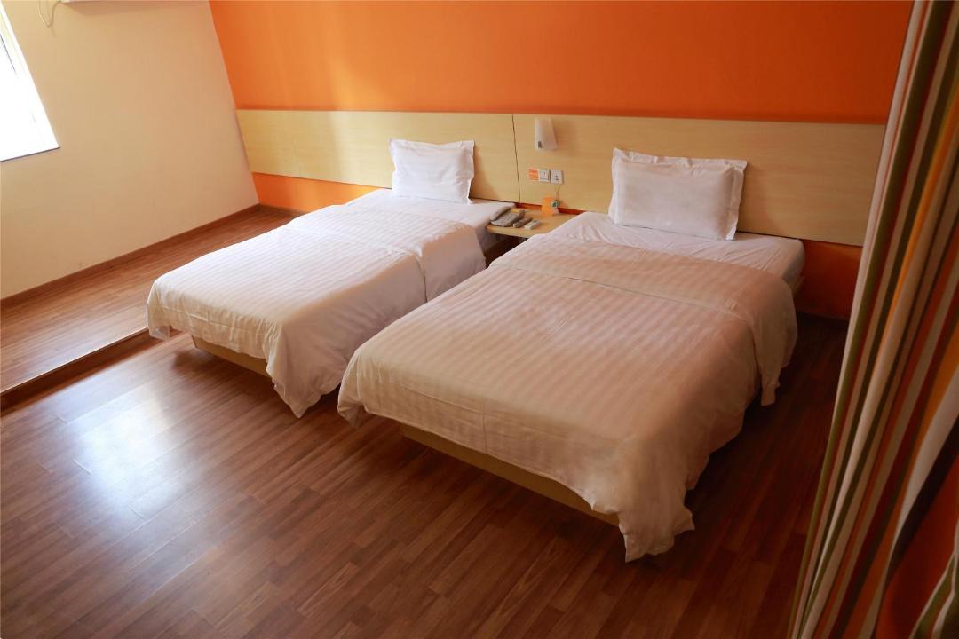 Photo of Bedroom in Hejiang Pavilion