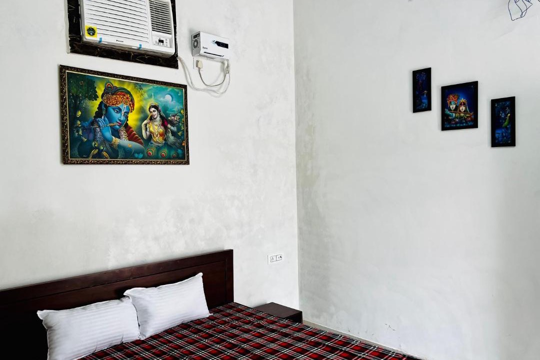 Photo of Bedroom in Barsana