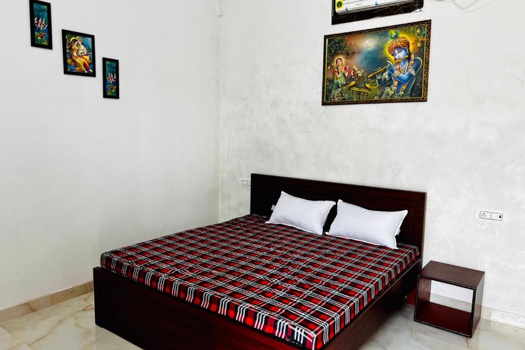 Photo of Bedroom in Barsana