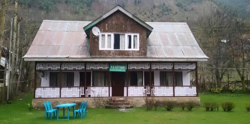 Photo of Others in Laripora