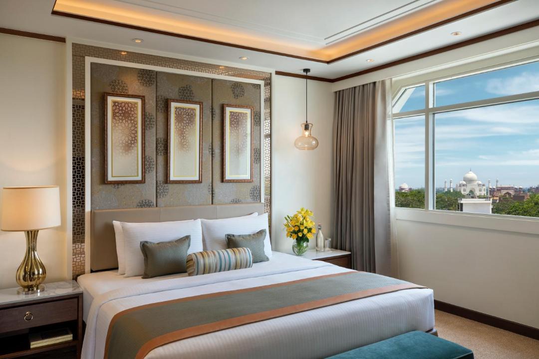 Photo of Bedroom in Taj Ganj