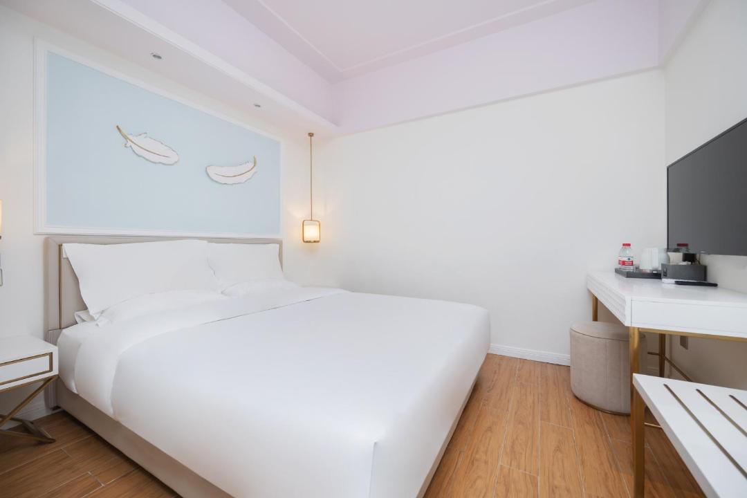 Photo of Bedroom in Central Business District