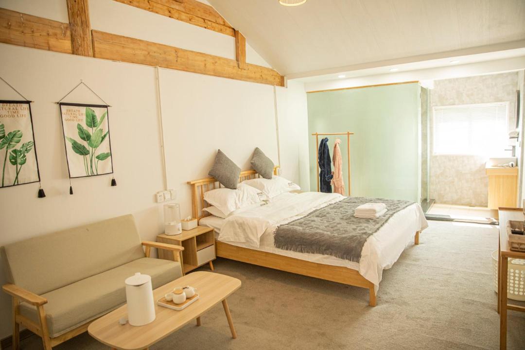 Photo of Bedroom in Shangri-La