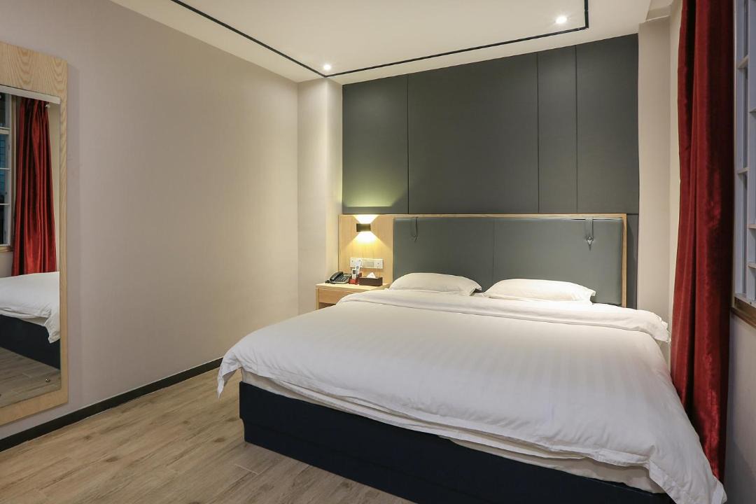 Photo of Bedroom in Tianhe