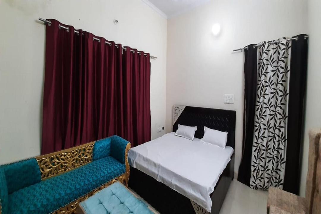 Photo of Bedroom in Bareilly