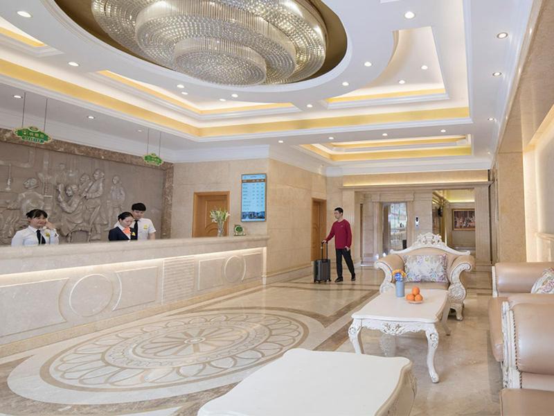 Photo of Others in Dongfang