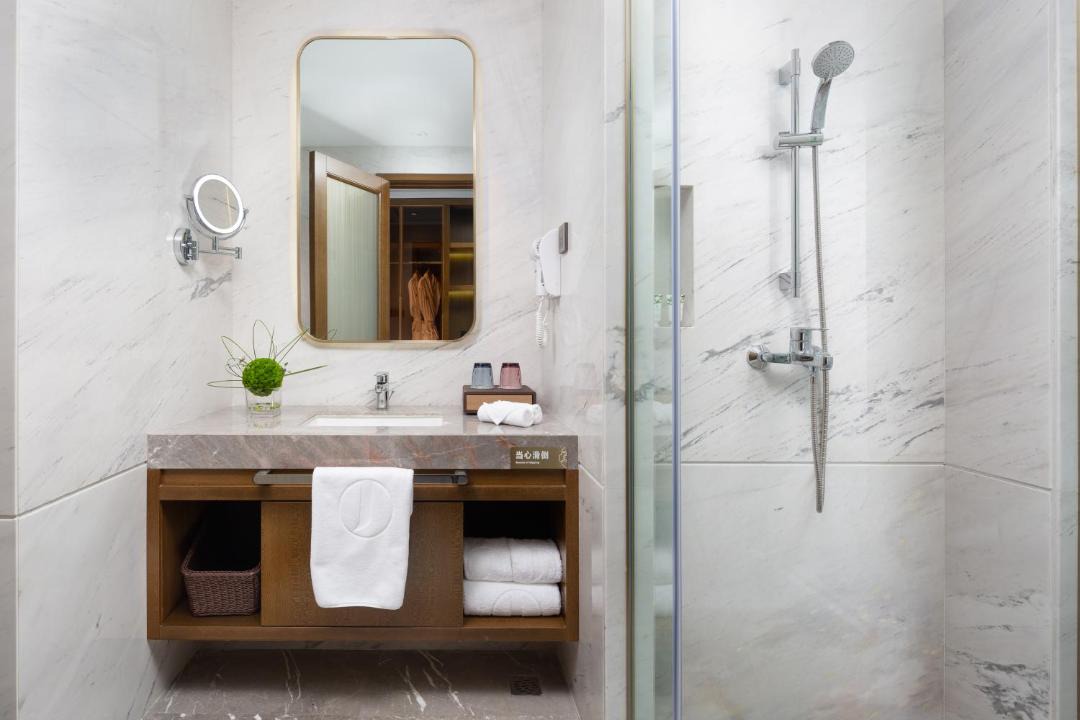 Photo of Bathroom in Longmatan District