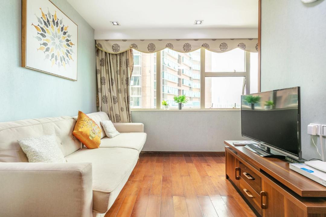 Photo of Livingroom in Central Business District