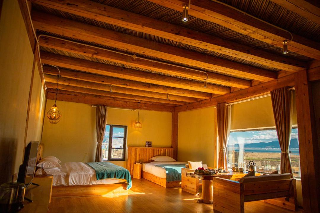 Photo of Bedroom in Shangri-La