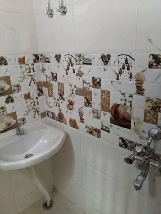 Photo of Bathroom in Auli