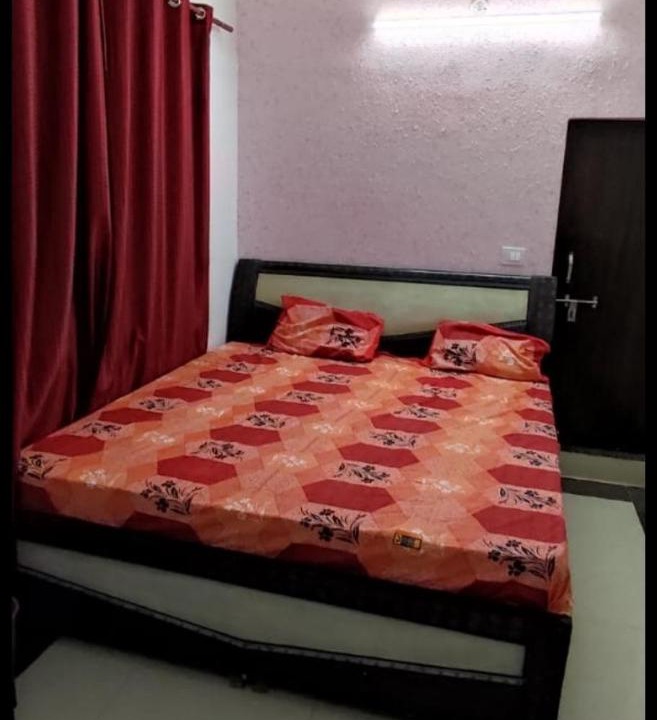 Photo of Bedroom in Taj Ganj