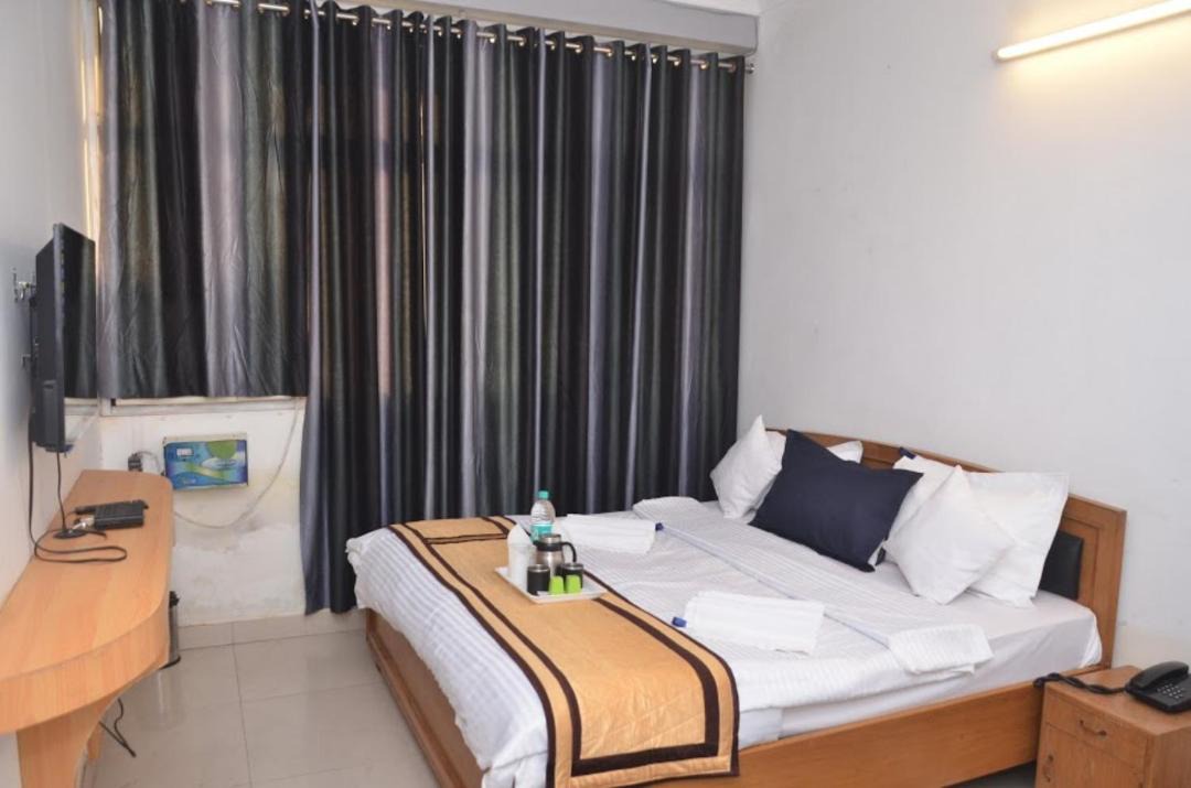 Photo of Bedroom in Charbagh