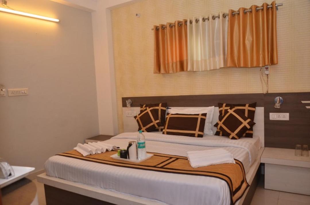 Photo of Bedroom in Charbagh