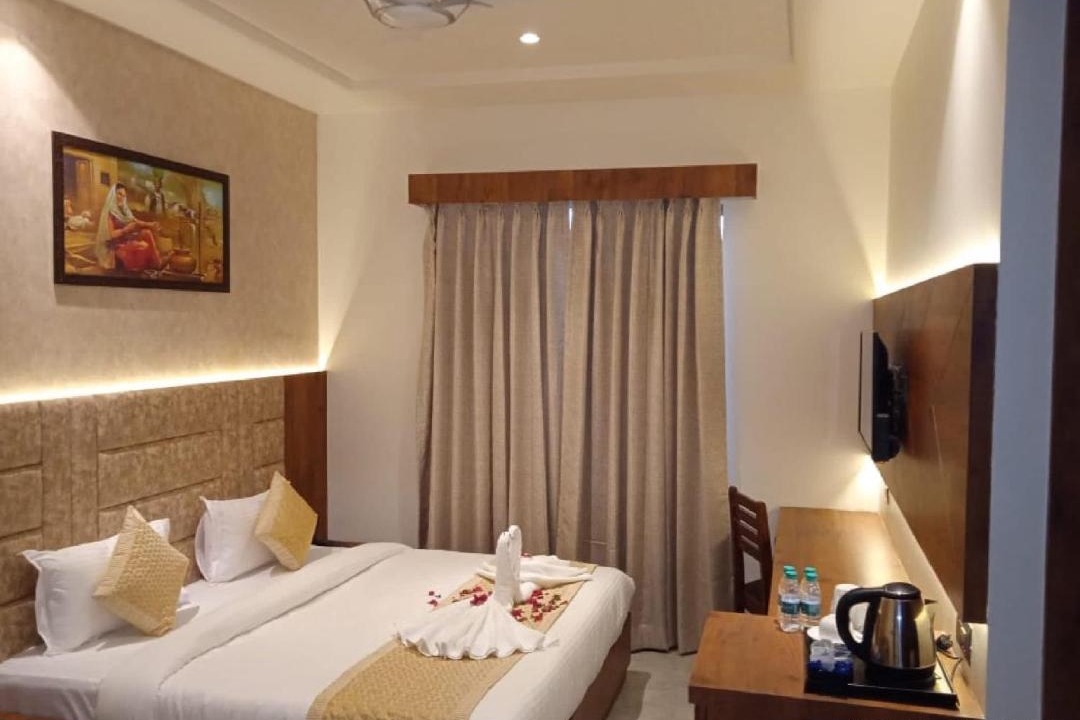 Photo of Bedroom in Taj Ganj