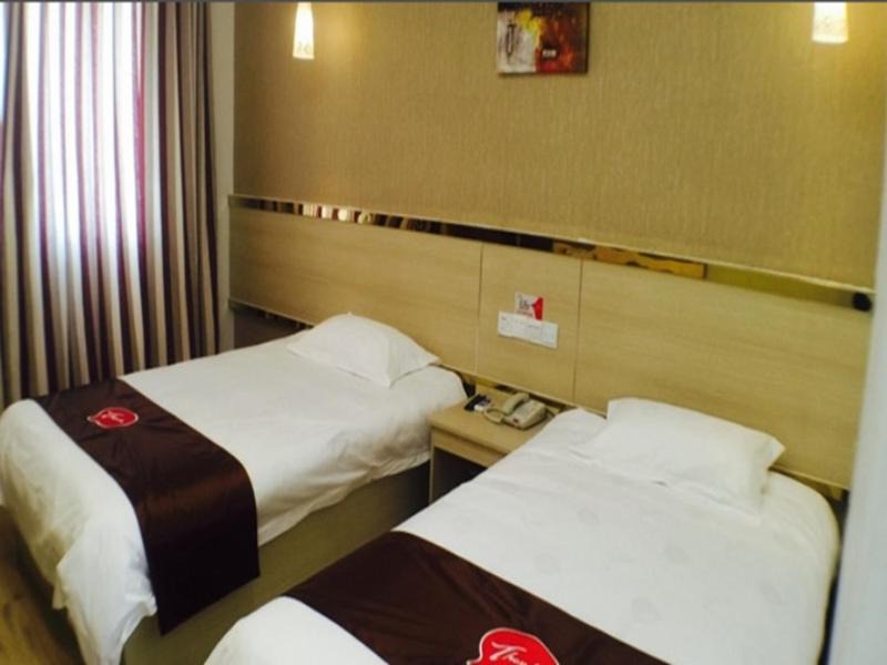 Photo of Bedroom in Runzhou Qu