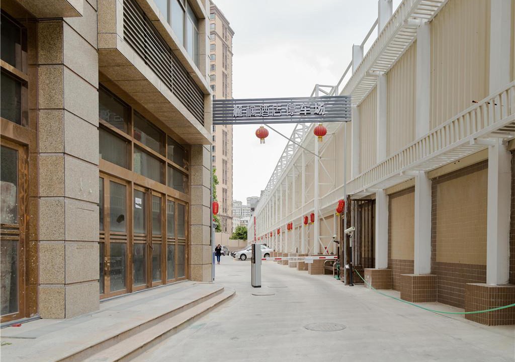 Photo of Buildings in Longhu Qu