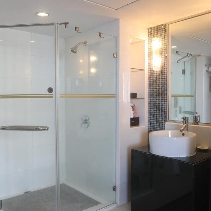 Photo of Bathroom in Beijing Road