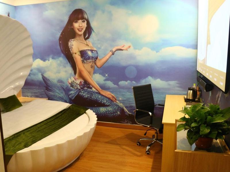 Photo of Human In Picture in Heze