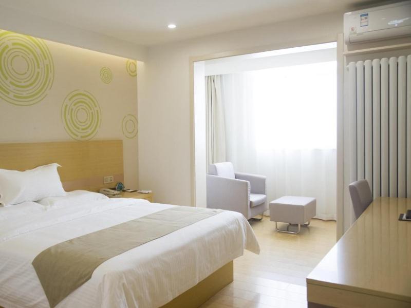 Photo of Bedroom in Li Cheng
