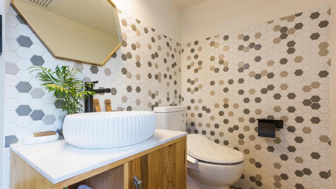 Photo of Bathroom in Xihu
