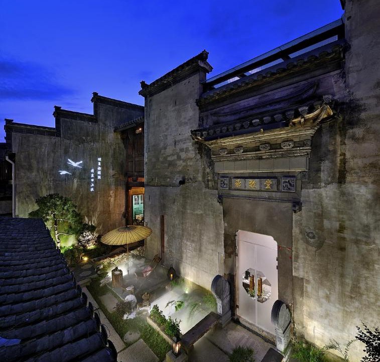 Photo of Buildings in Tunxi