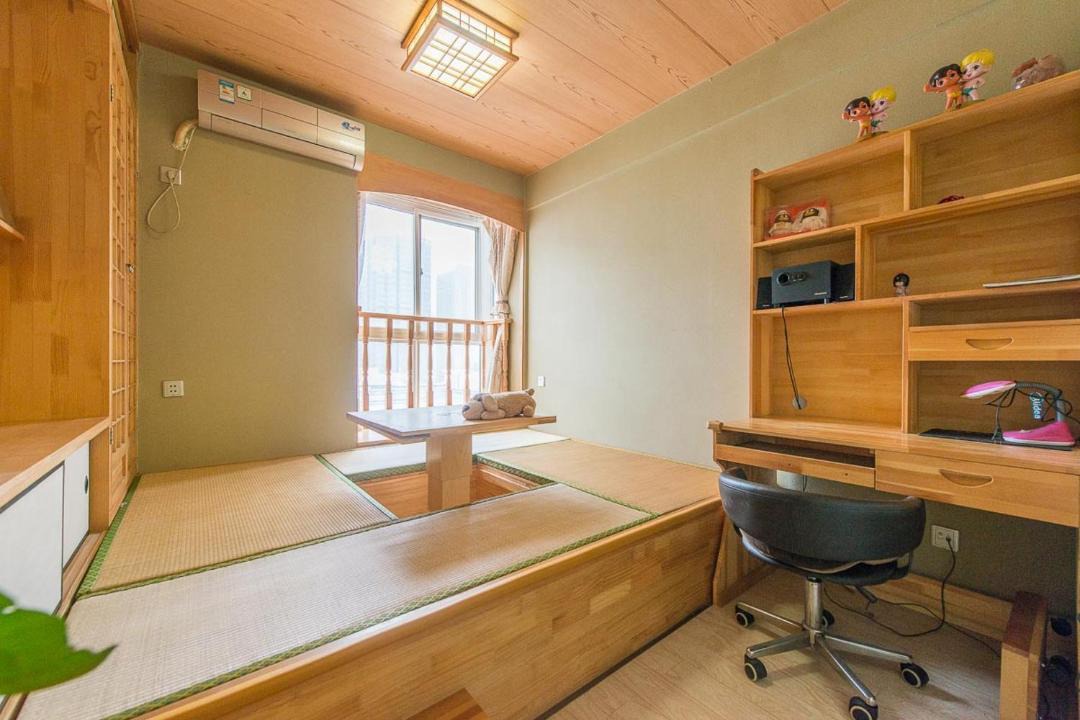 Photo of Livingroom in Yanta Qu