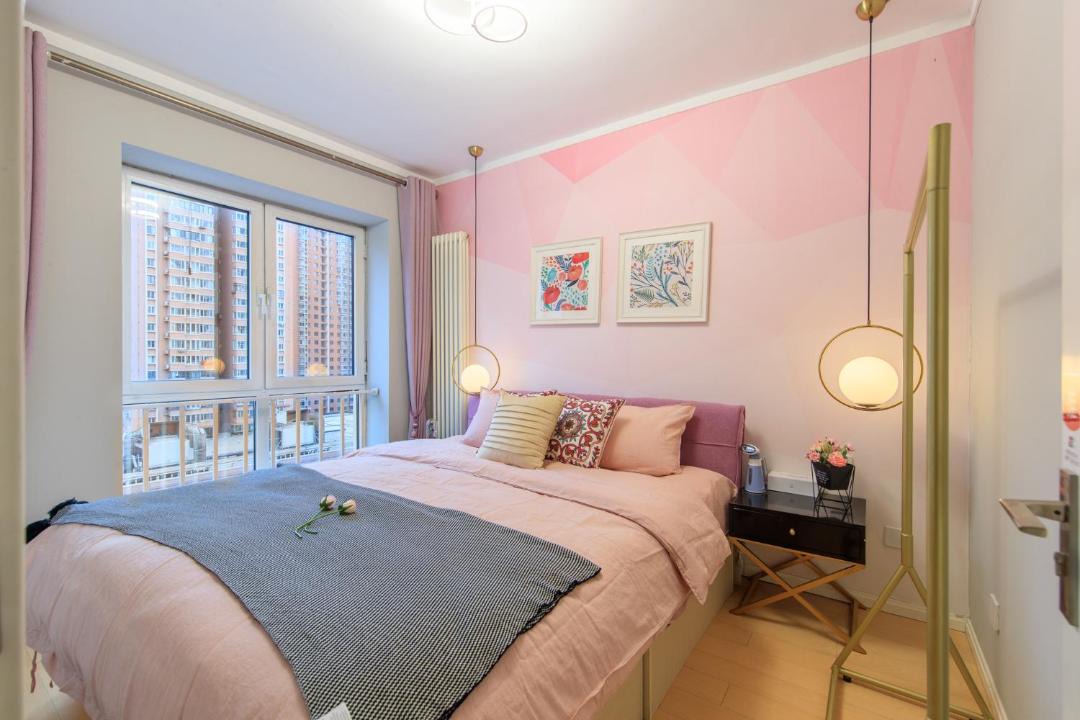 Photo of Bedroom in Tianjin City Center