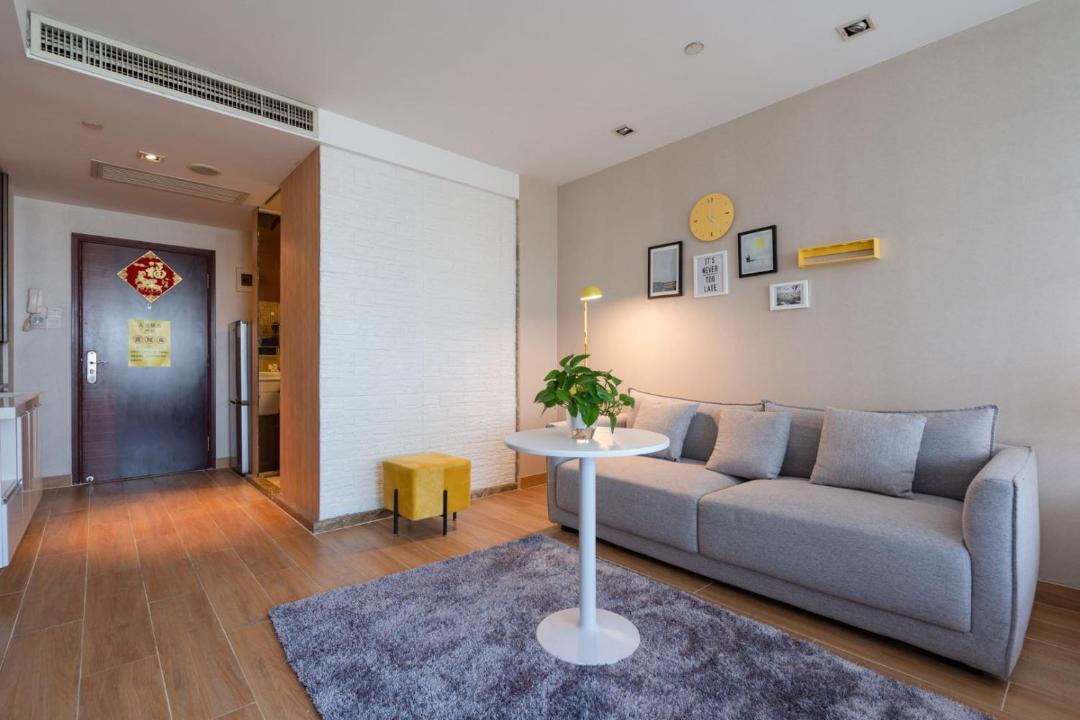 Photo of Livingroom in Central Business District