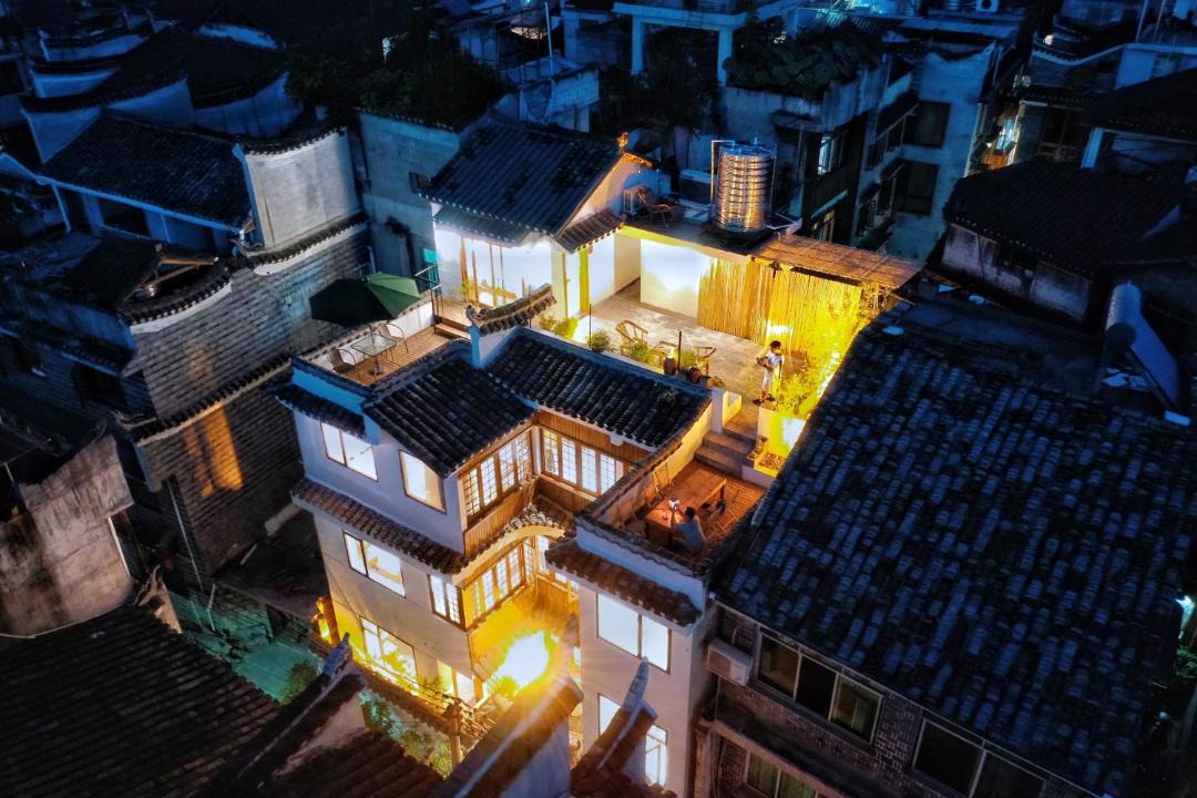 Photo of Others in Fenghuang