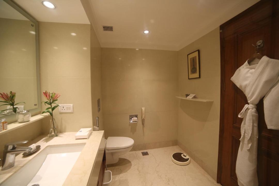 Photo of Bathroom in Taj Ganj