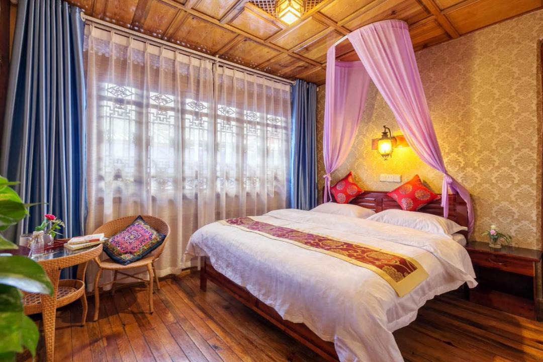 Photo of Bedroom in Dayan Old Town