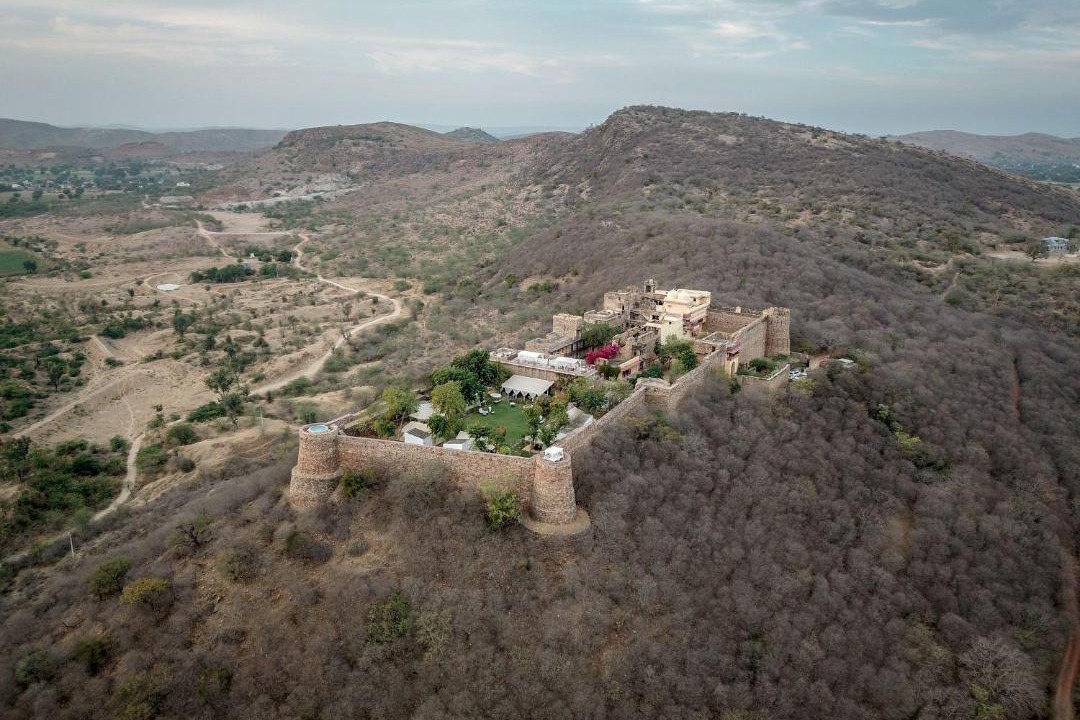 Photo of Buildings in Sapotra