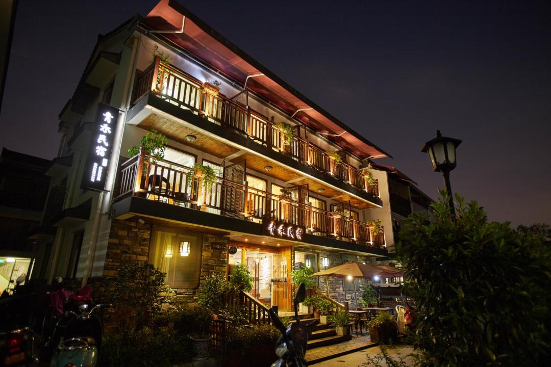 Photo of Buildings in Xihu Qu