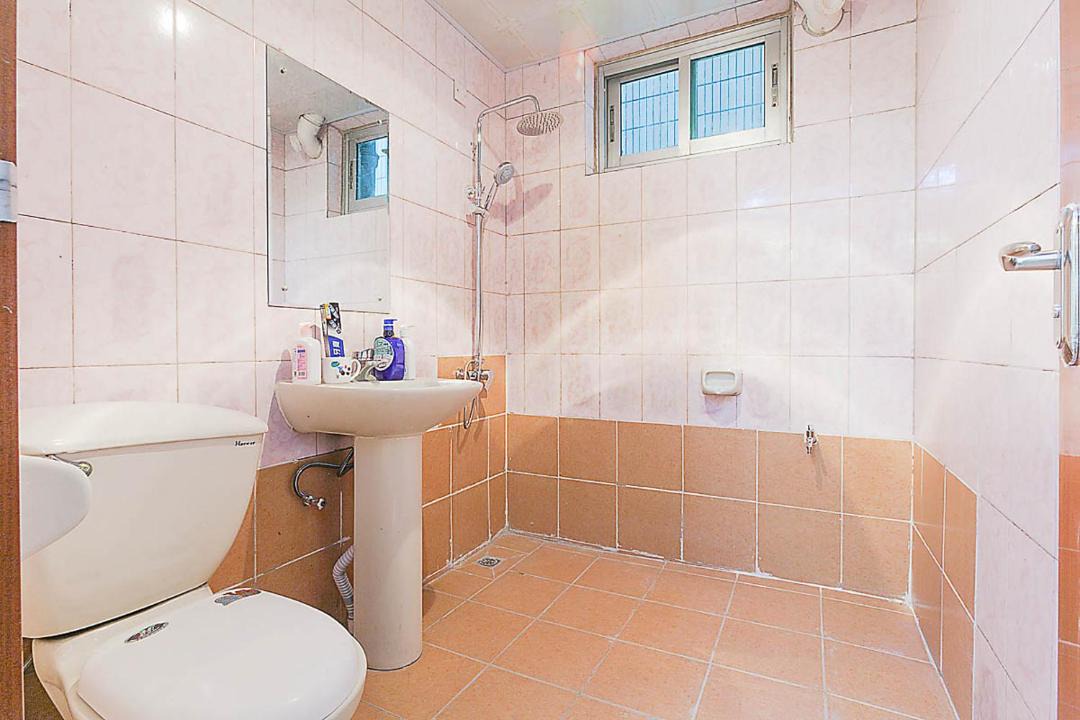 Photo of Bathroom in Chengdu City Centre