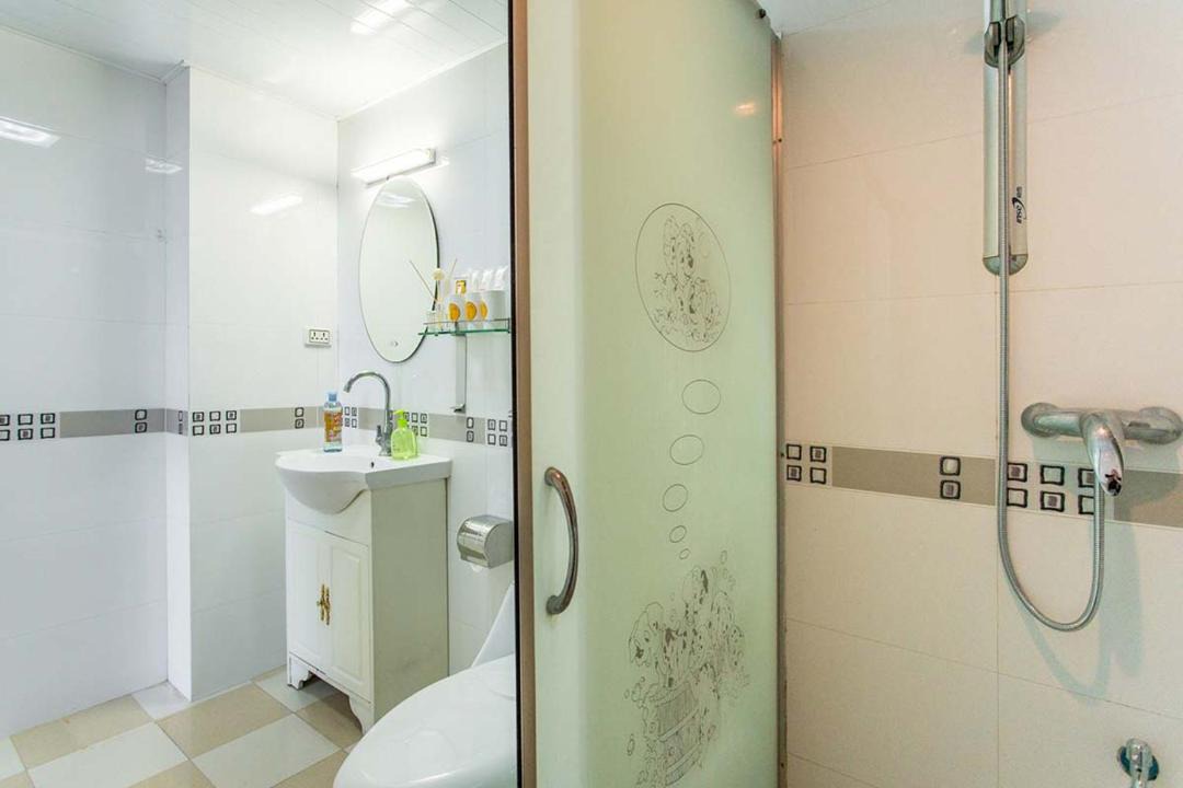 Photo of Bathroom in Jeifangbei Central Business District