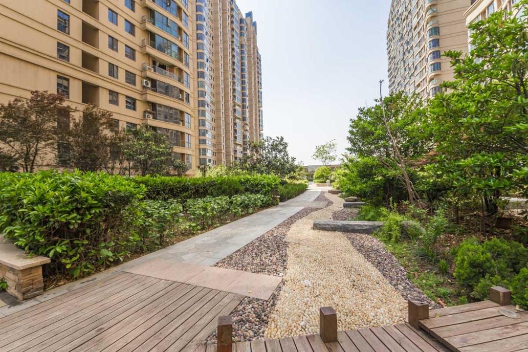 Photo of Buildings in Huayuan Road Area