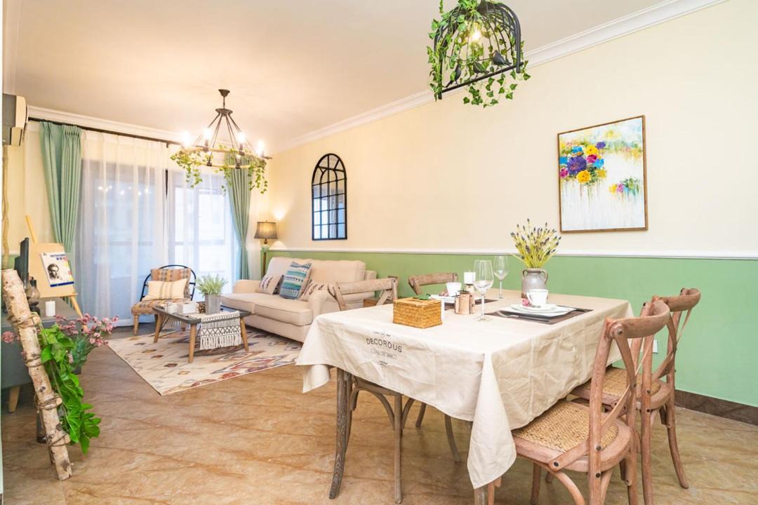 Photo of Livingroom in Huayuan Road Area