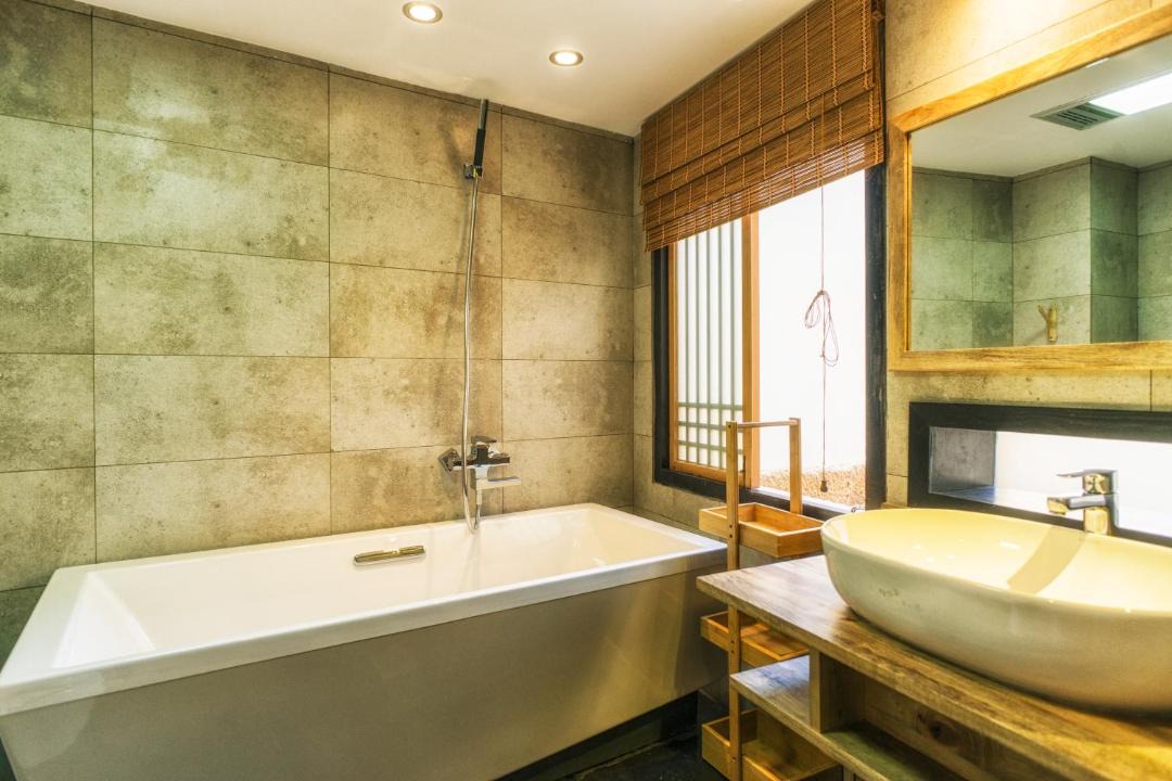 Photo of Bathroom in Shaxi