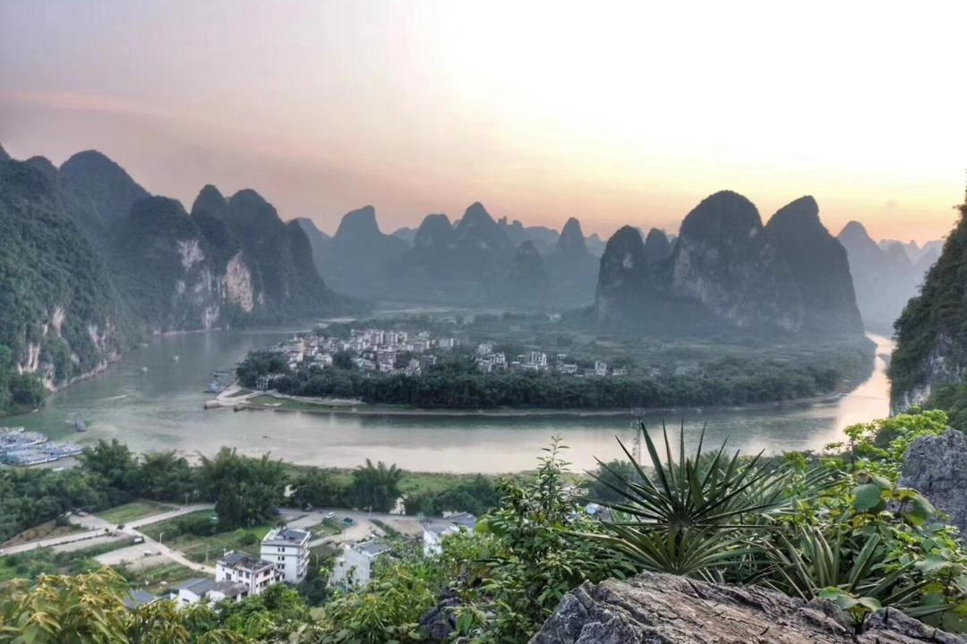 Photo of Others in Xingping Ancient Town