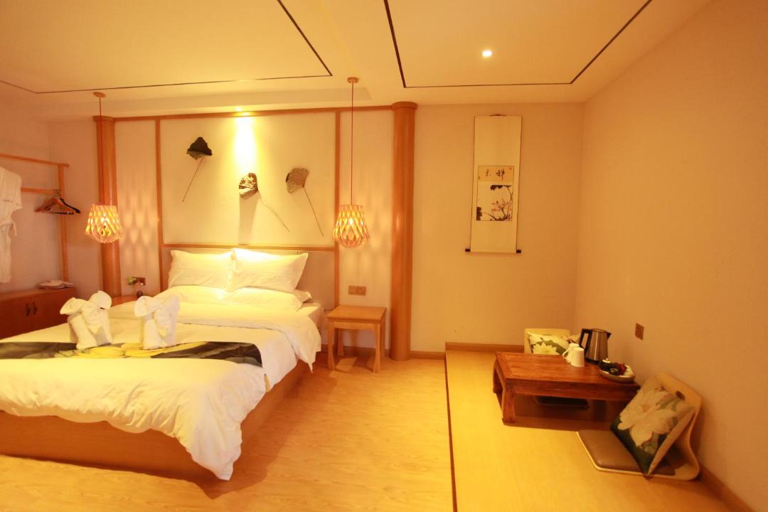 Photo of Bedroom in Dali Ancient Town