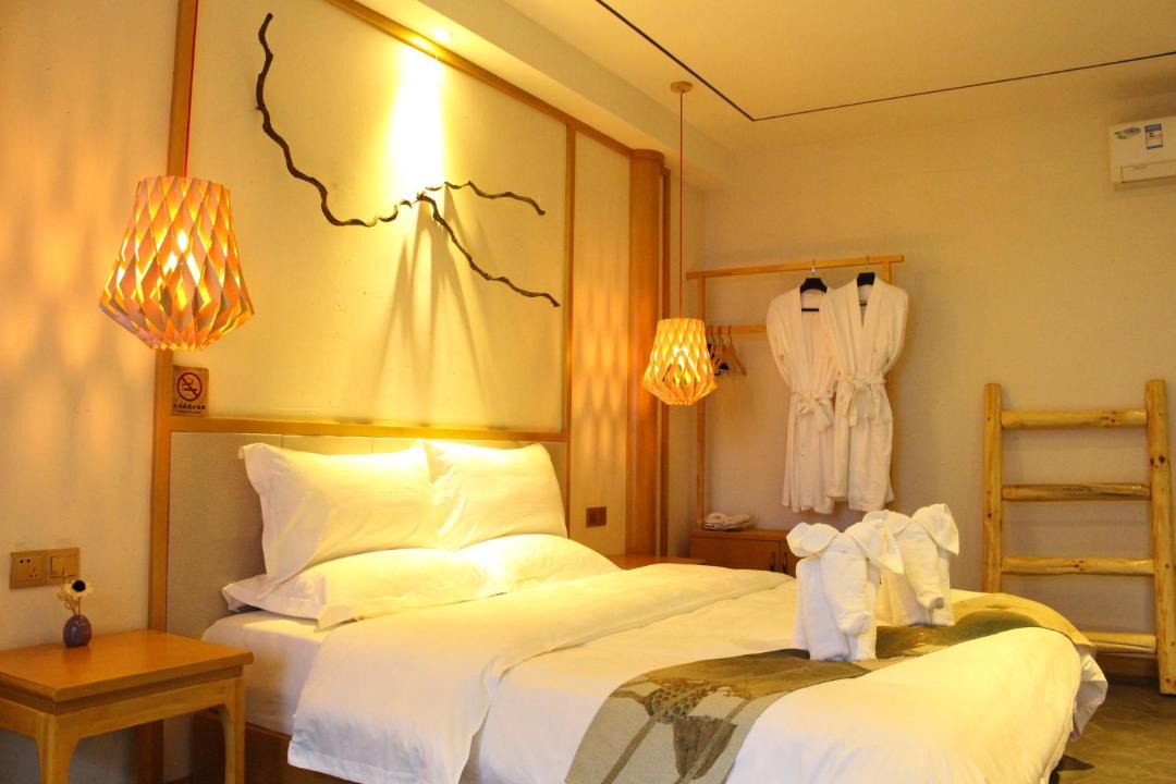 Photo of Bedroom in Dali Ancient Town