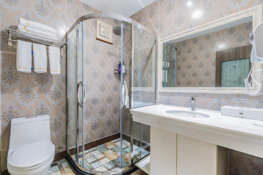 Photo of Bathroom in Xinhui