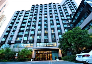 Yuju Apartment Hotel (Shanghai Dapuqiao)