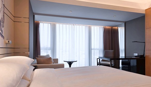 Club Room, 1 King Bed