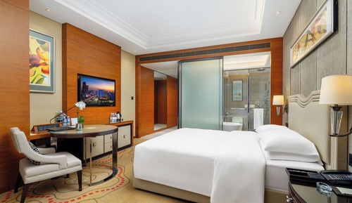 Deluxe King Room