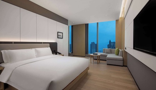 Suite, 1 King Bed, Non Smoking