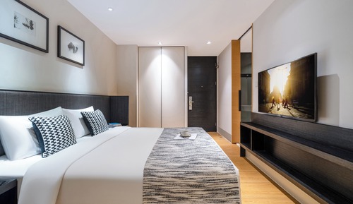 One-Bedroom Deluxe